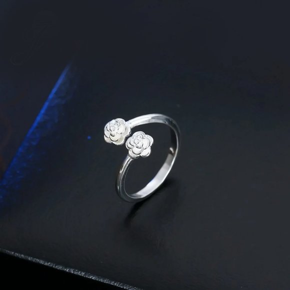 ❤️ NEW 💎 925 Sterling Silver Adjustable Ring Flower Gift - Picture 2 of 6